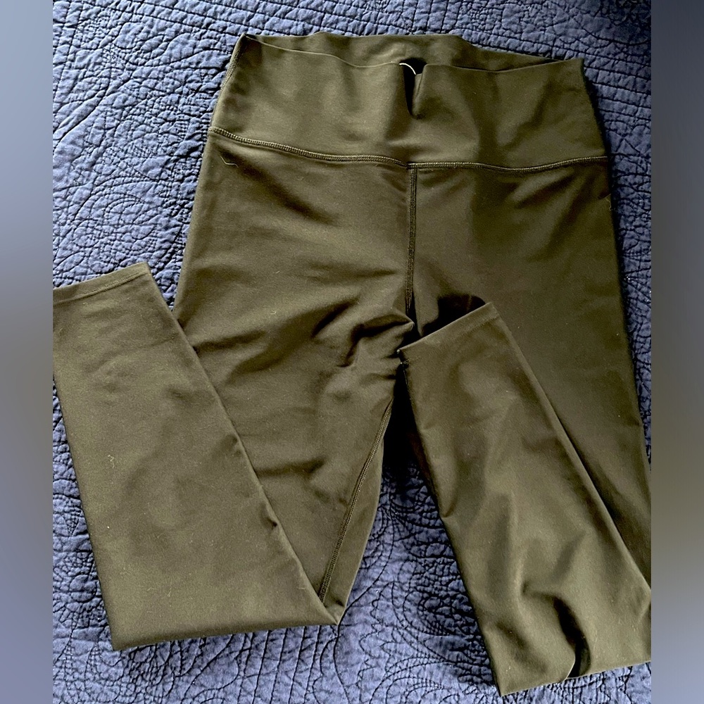 Sage black leggings